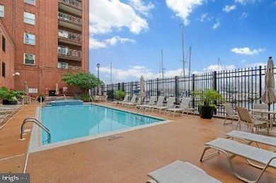 960 Fell St unit 402, Baltimore, MD 21231 - photo 2