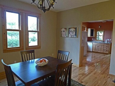 Dine in elegance and comfort. Open, airy, full of 