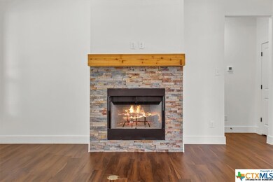 15896 Crockett Dr, Temple, TX 76502 - photo 7