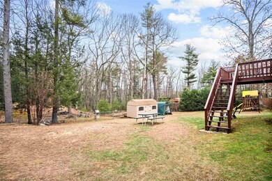 61 Heath St, Newton, NH 03858 - photo 5