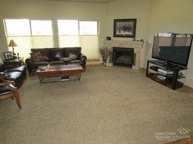 63151 Terry Dr, Bend, OR 97701 - photo 4