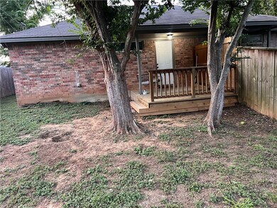 1211 Webhollow Cir unit B, Bryan, TX 77801 - photo 4