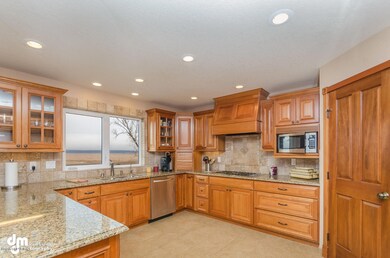 3420 W Secluded Meadows Loop-large-018-K