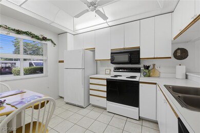 14911 Hole In 1 Cir unit 105, Fort Myers, FL 33919 - photo 5