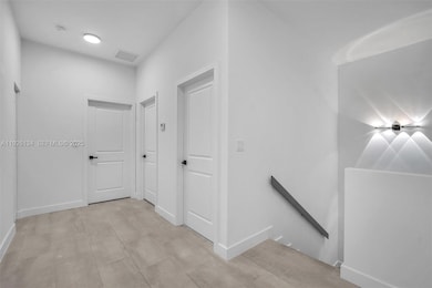 309 NW 7th Ct unit 1, Hallandale Beach, FL 33009 - photo 6