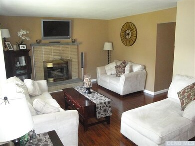 2 Ten Broeck Ave, Hudson, NY 12534 - photo 7