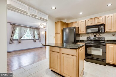 8707 Parkland St, Manassas, VA 20111 - photo 6