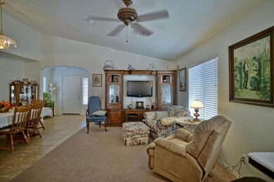 3531 E Phelps St 6 (2560x1707)