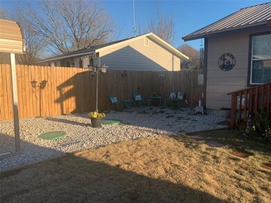 221 Spring Valley Cir, Azle, TX 76020 - photo 7