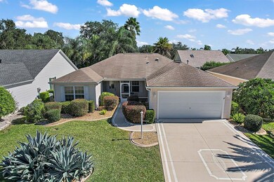 17355 SE 70th Royal Pine Ct, The Villages, FL 32162 - photo 2