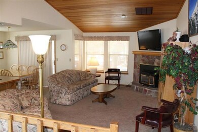 12 Fairway Village Condo unit 12, Sunriver, OR 97707 - photo 3