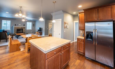 Powers Rd Kitchen Island