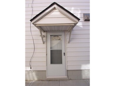 Side entry with a new storm door!