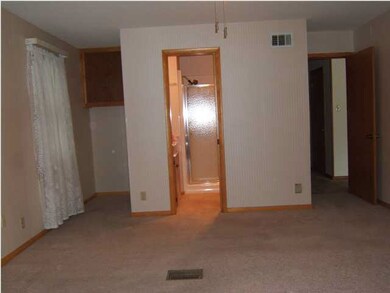 Master Bedroom w/ separate bath
