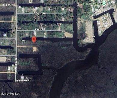 652 E Gulf Rd, Bay Saint Louis, MS 39520 - photo 3