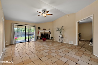 6850 N De Chelly Loop-2-