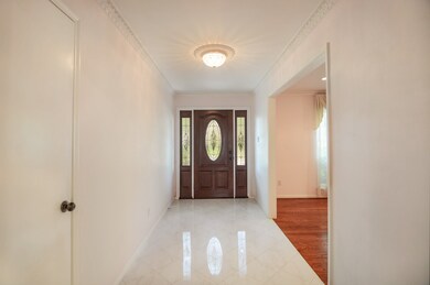 10122 Chevy Chase Dr, Houston, TX 77042 - photo 3