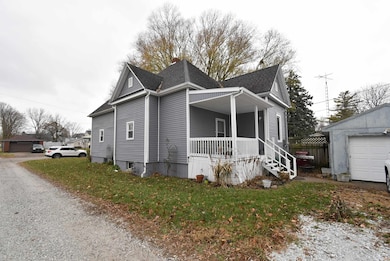 403 E 4th St, Fowler, IN 47944 - photo 4