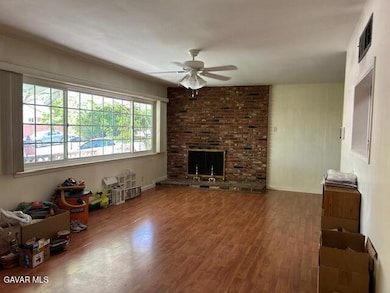 77706330540__953BFE63-8DD9-470C-AF80-37E