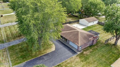 3271 W Breese Rd, Lima, OH 45806 - photo 3