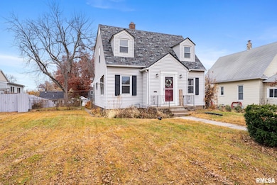 408 E 29th St, Davenport, IA 52803 - photo 2