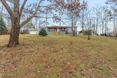 580 Piney Knob Rd, Marshall, NC 28753 - photo 2