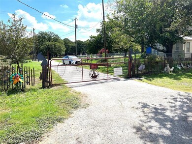 1505 Dicey Rd, Weatherford, TX 76085 - photo 2