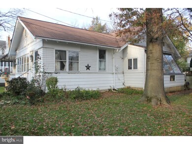 215 N Highland Ave, Lansdowne, PA 19050 - photo 2