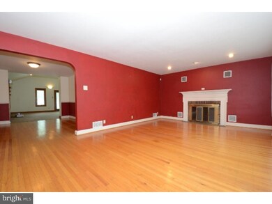 609 Marshall Dr, Broomall, PA 19008 - photo 3