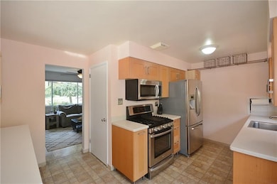Plenty of counter space in this fully equipped kit