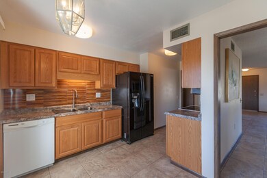 18213 N 99th Dr, Sun City, AZ 85373 - photo 3