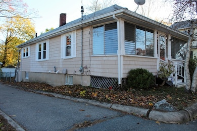 52 Custer St, Brockton, MA 02301 - photo 2