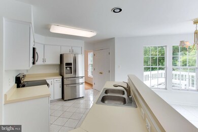 9304 Jan St, Manassas Park, VA 20111 - photo 6
