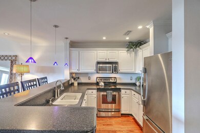 255 Lands End Drive kitchen