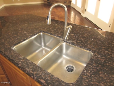 10649 E Hillview St, Mesa, AZ 85207 - photo 5