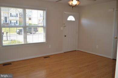 230 Aden Dr, Strasburg, VA 22657 - photo 4