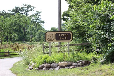 1125 Grayhawk Cir, Algonquin, IL 60102 - photo 4