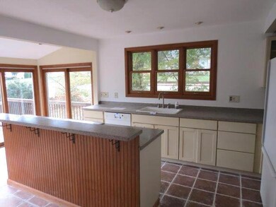 3 Clark St, Plymouth, MA 02360 - photo 4