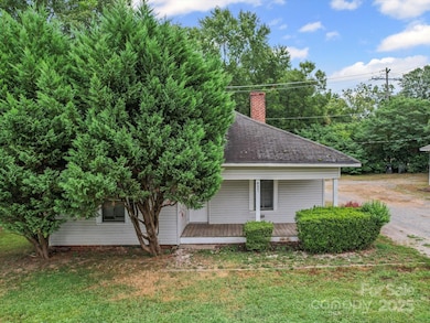 861 Old Charlotte Rd SW, Concord, NC 28027 - photo 4