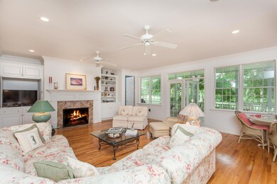6807 Back Bay Dr (23 of 47)
