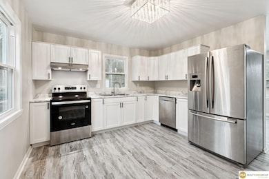 6905 Laurel Ave, Omaha, NE 68104 - photo 3