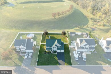 1459 Meadowview Dr, Pottstown, PA 19464 - photo 4