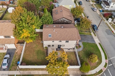 183 Strawberry Hill Ave, Woodbridge, NJ 07095 - photo 3