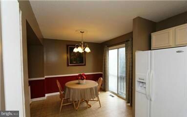 401 Knollwood Ct, Stafford, VA 22554 - photo 2