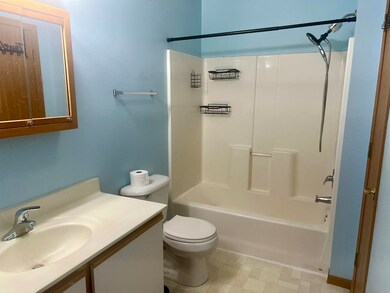 320 Cunat Blvd unit 3A, Richmond, IL 60071 - photo 5