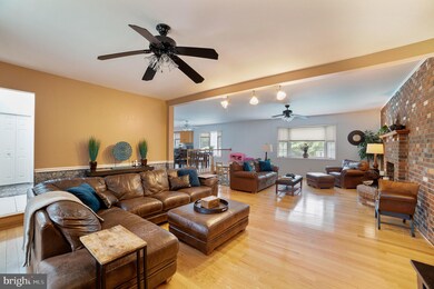 3428 Chapman Rd, Randallstown, MD 21133 - photo 7