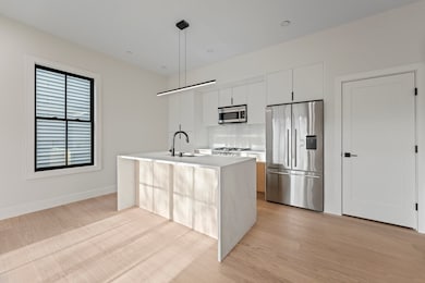 224 W 9th St unit 4, Boston, MA 02127 - photo 4