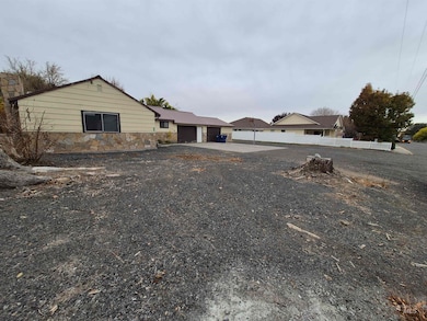 403 16th Ave E, Jerome, ID 83338 - photo 3