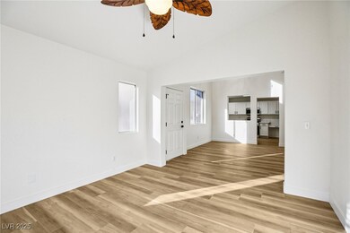 6027 Riflecrest Ave, Las Vegas, NV 89156 - photo 6