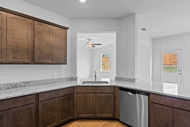 8305 Silverbow Dr, Ponder, TX 76259 - photo 3